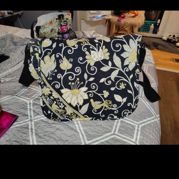 Vera Bradley bag - Picture 3 of 3